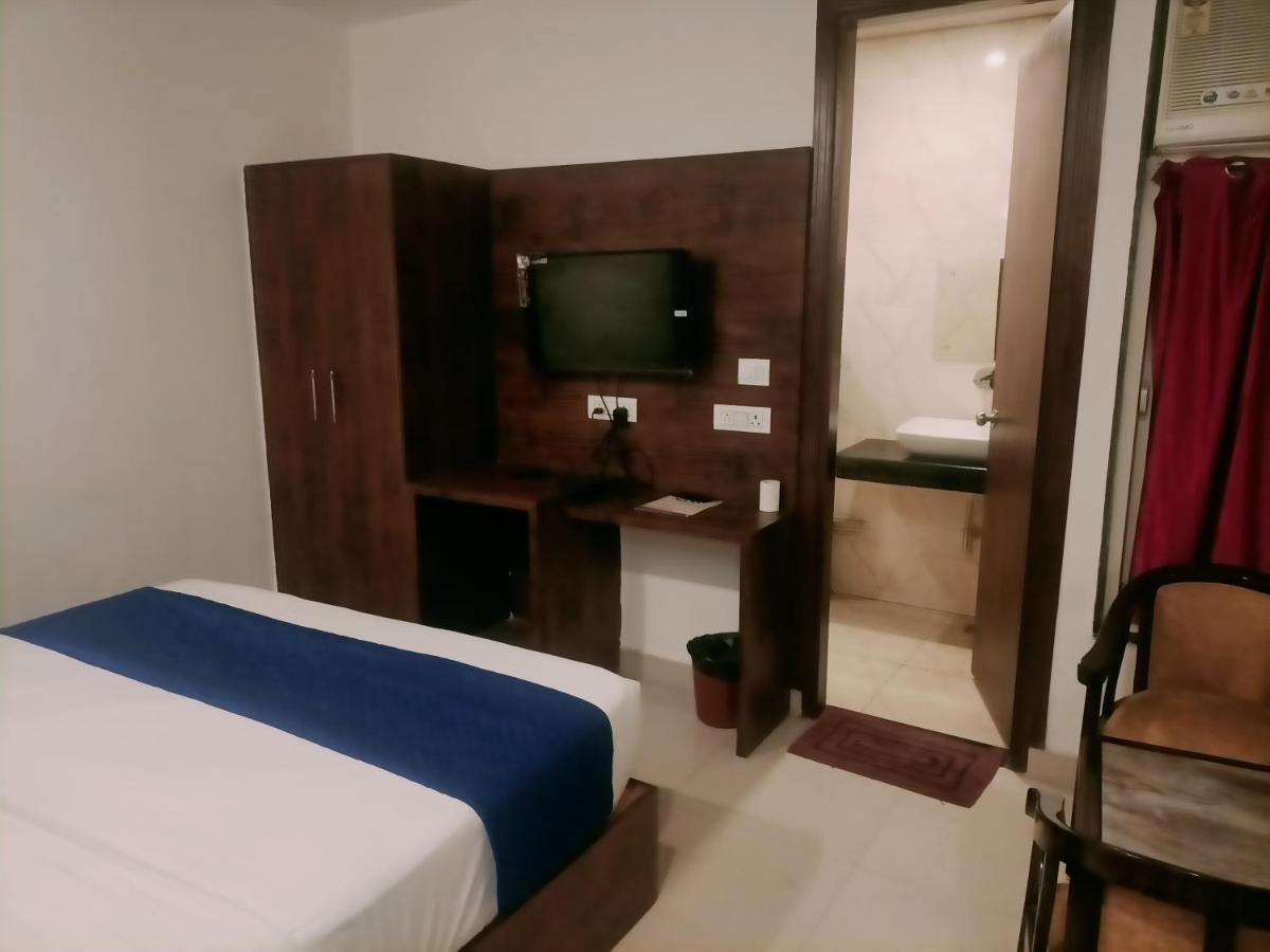 Hotel Le Mount Near Igi Airport New Delhi Exterior photo