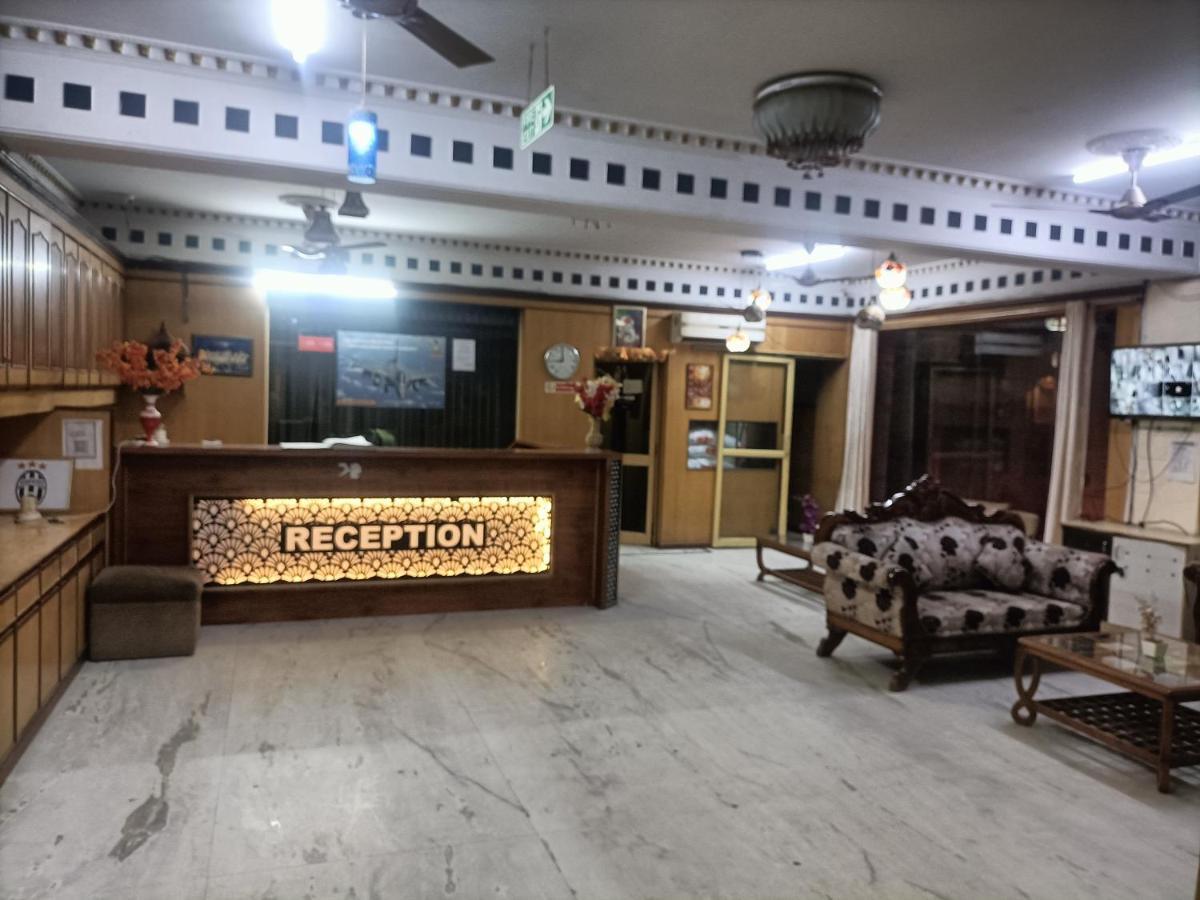 Hotel Le Mount Near Igi Airport New Delhi Exterior photo