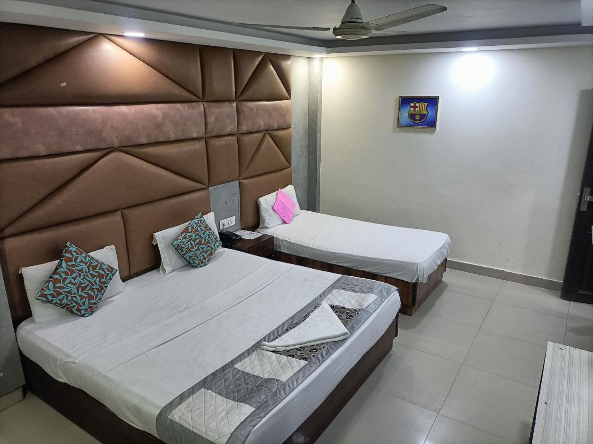 Hotel Le Mount Near Igi Airport New Delhi Exterior photo