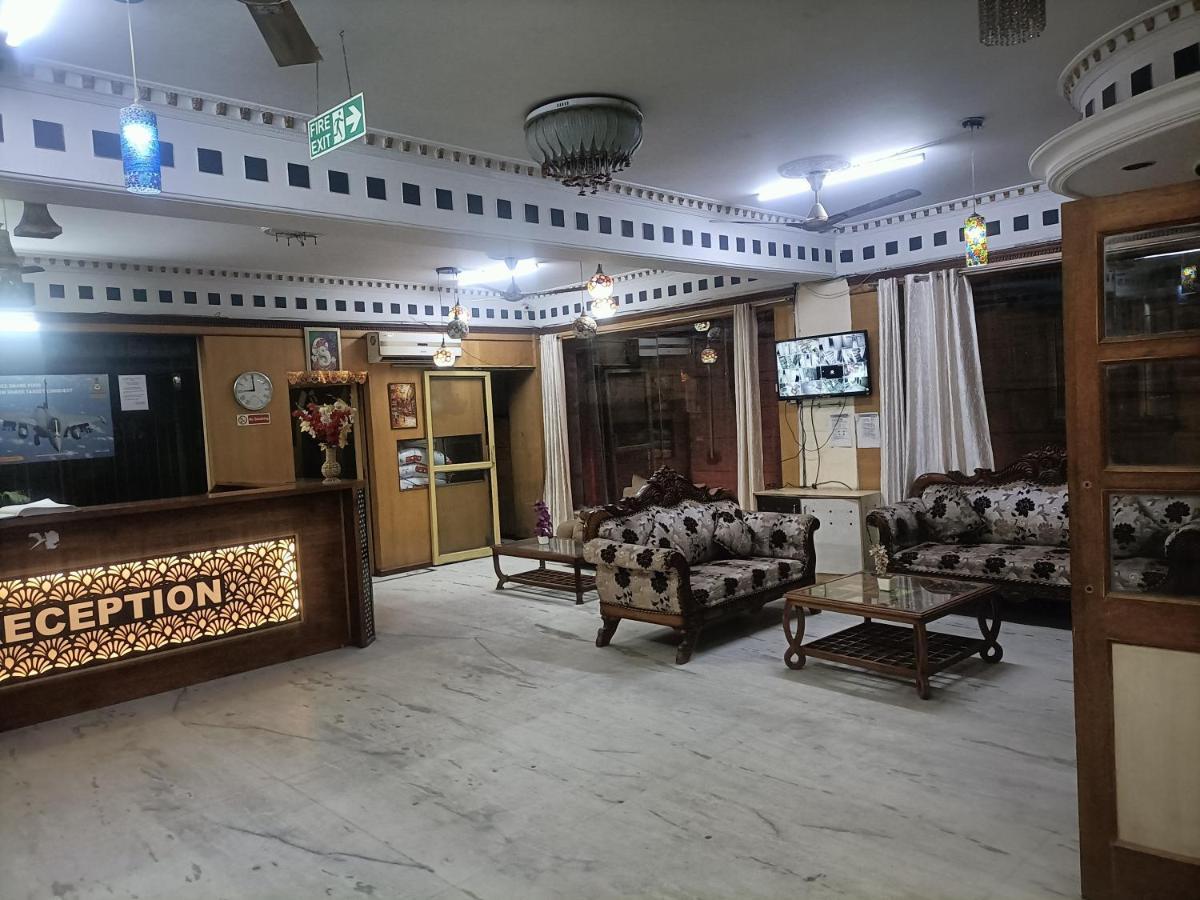 Hotel Le Mount Near Igi Airport New Delhi Exterior photo