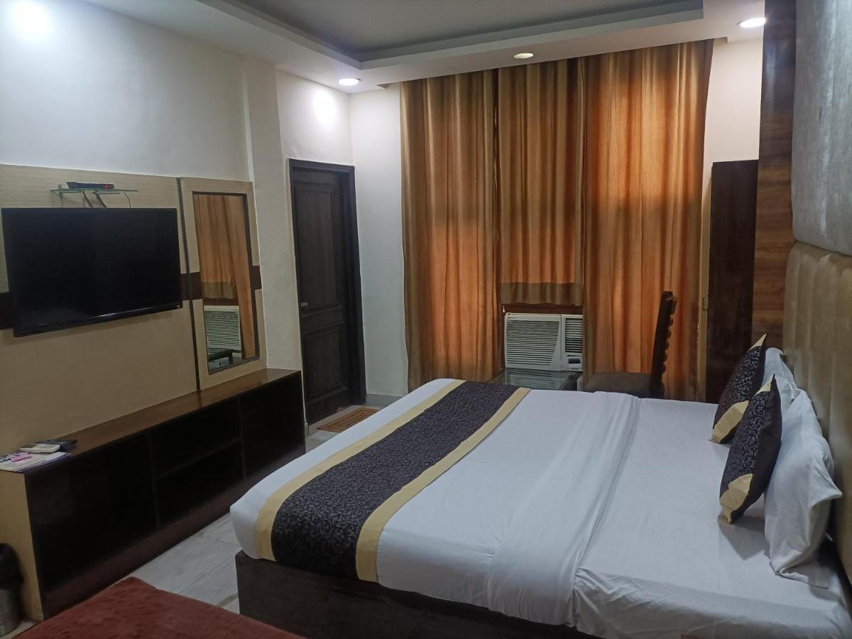 Hotel Le Mount Near Igi Airport New Delhi Exterior photo