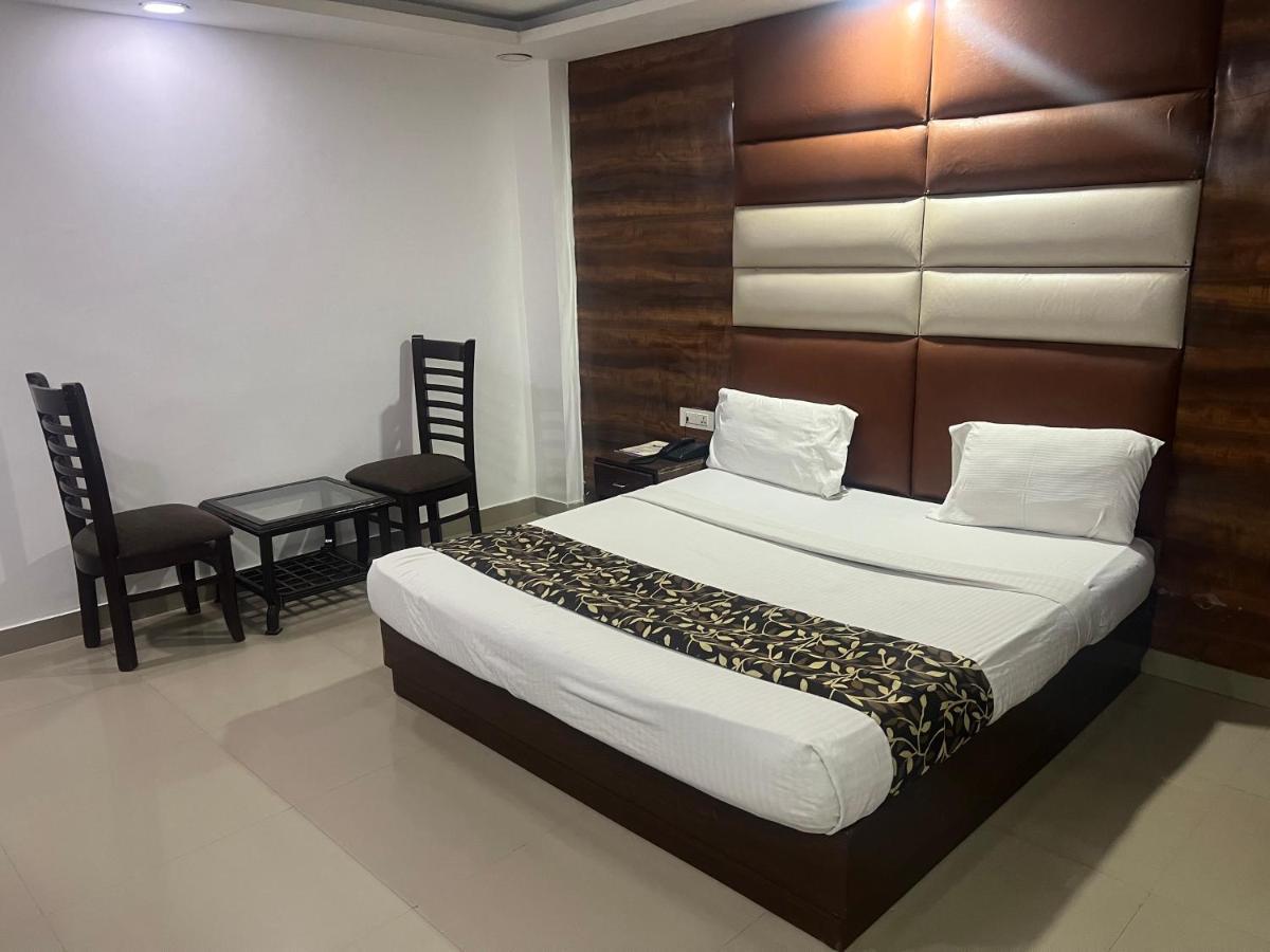 Hotel Le Mount Near Igi Airport New Delhi Exterior photo