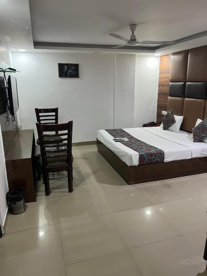 Hotel Le Mount Near Igi Airport New Delhi Exterior photo