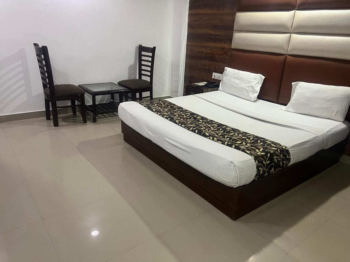 Hotel Le Mount Near Igi Airport New Delhi Exterior photo